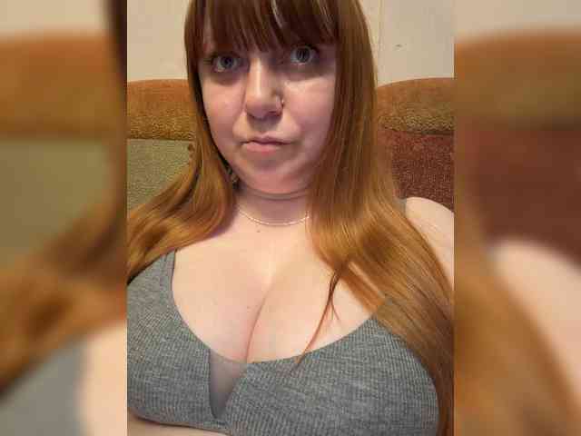MilfaSguirt webcam