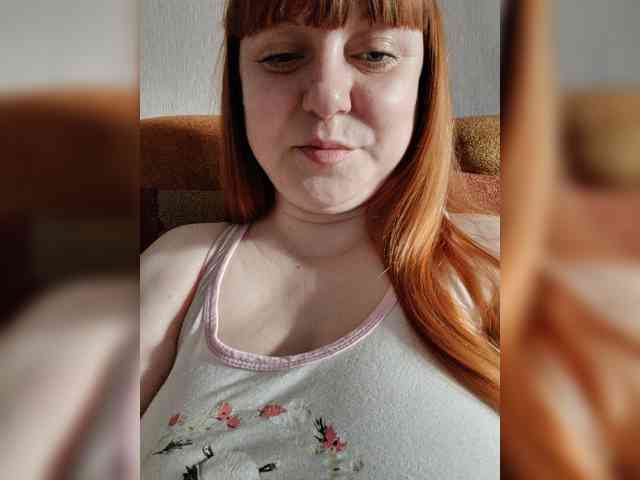 MilfaSguirt webcam