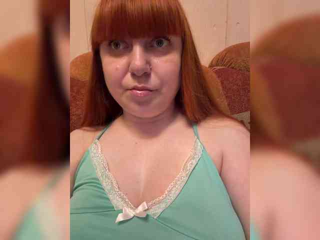 MilfaSguirt webcam