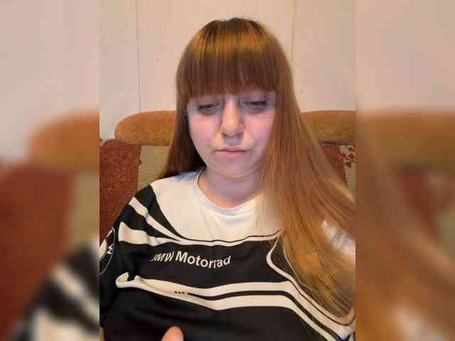 MilfaSguirt webcam