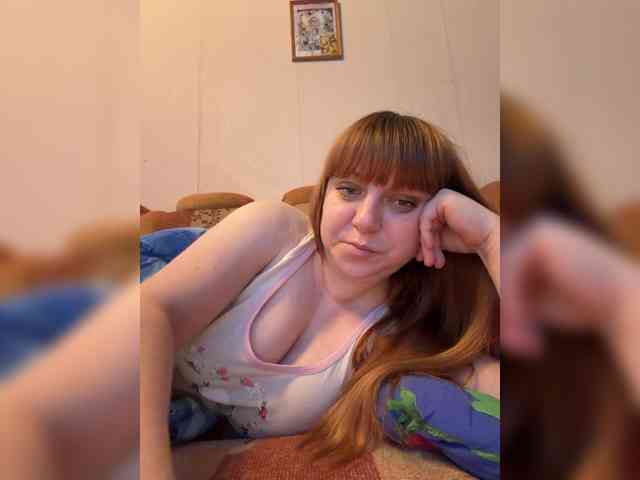 MilfaSguirt webcam