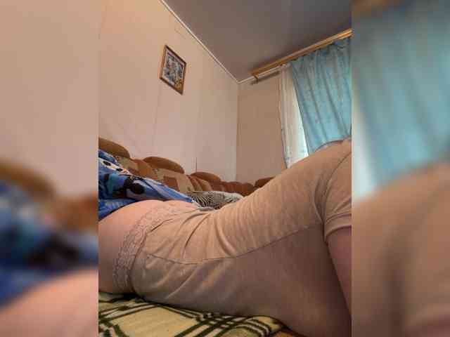 MilfaSguirt webcam
