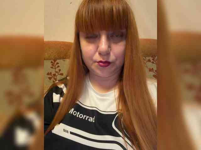 MilfaSguirt webcam