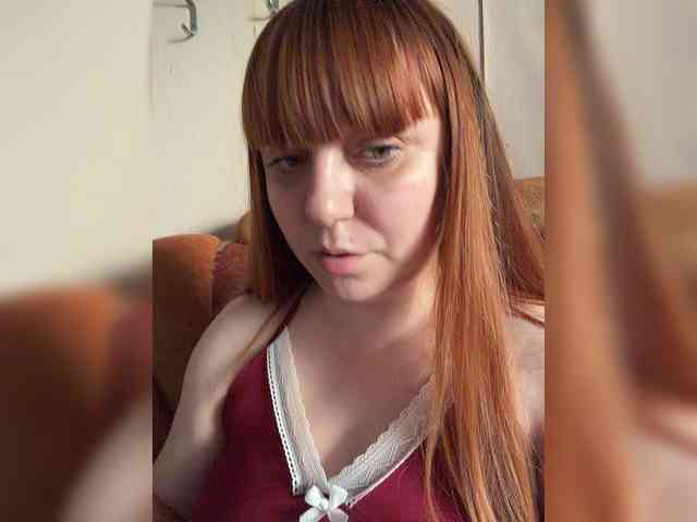 MilfaSguirt webcam
