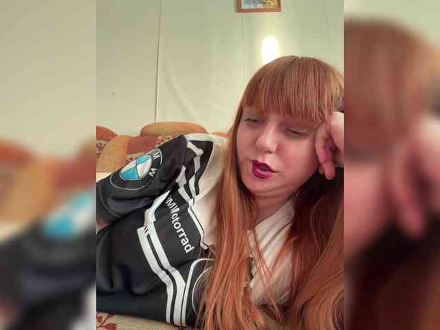 MilfaSguirt webcam
