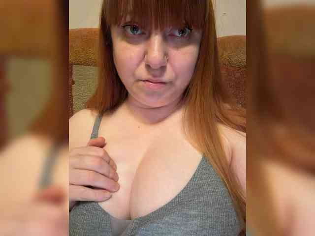 MilfaSguirt webcam