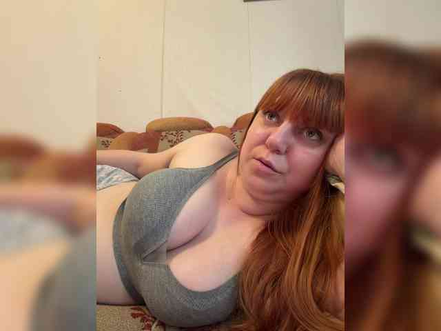 MilfaSguirt webcam