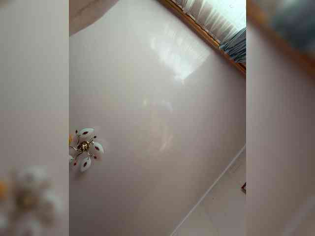 MilfaSguirt webcam