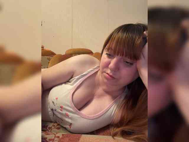 MilfaSguirt webcam