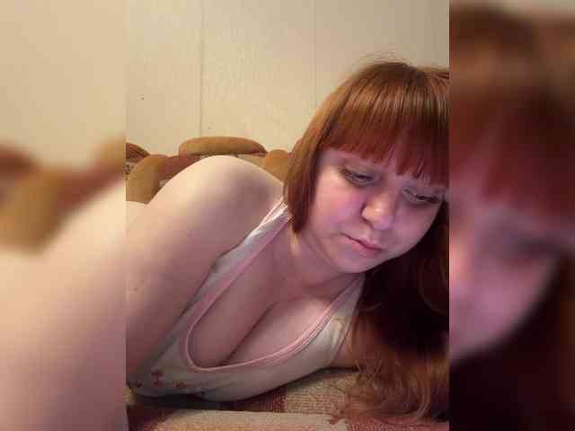 MilfaSguirt webcam
