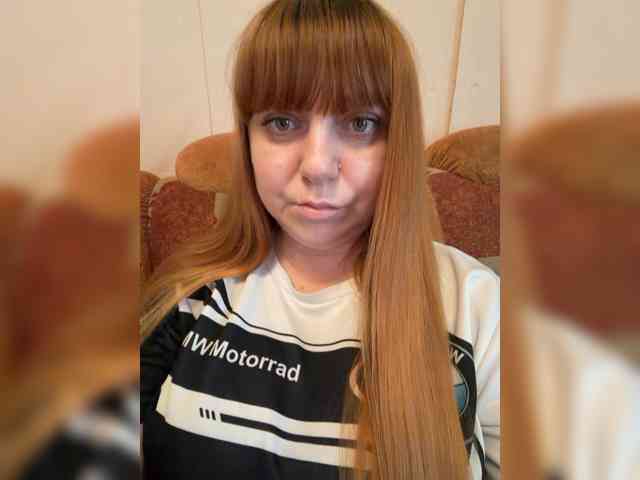 MilfaSguirt webcam