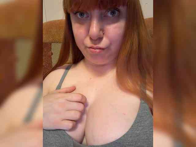 MilfaSguirt webcam