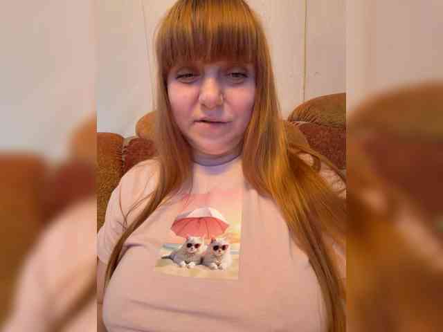 MilfaSguirt webcam