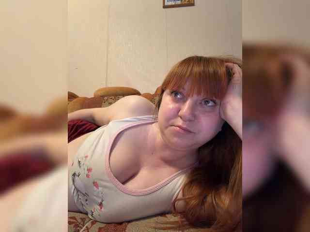MilfaSguirt webcam