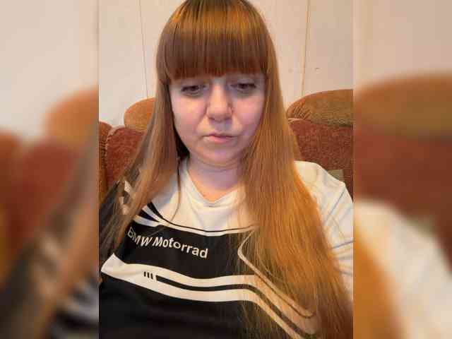 MilfaSguirt webcam