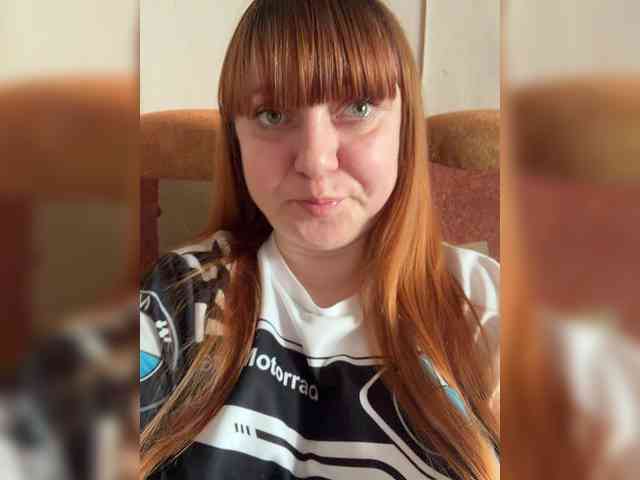 MilfaSguirt webcam