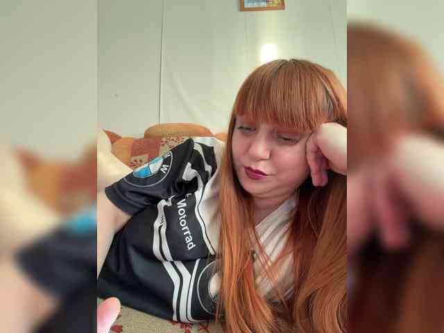 MilfaSguirt webcam