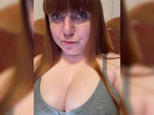 MilfaSguirt webcam