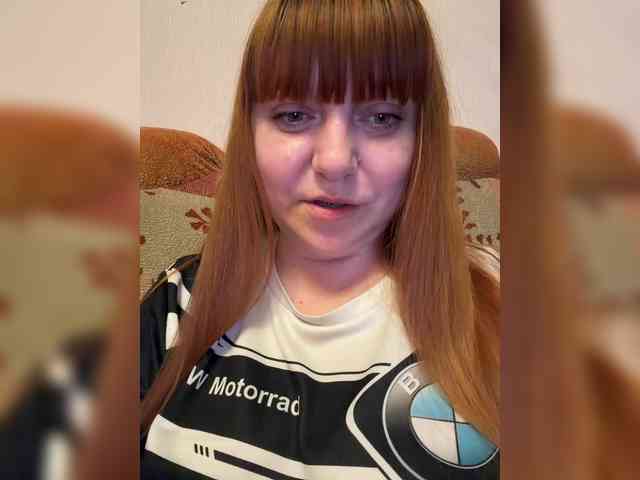 MilfaSguirt webcam