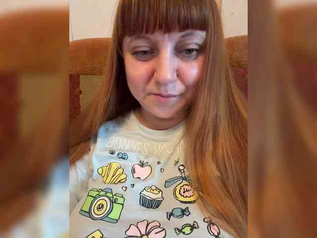 MilfaSguirt webcam