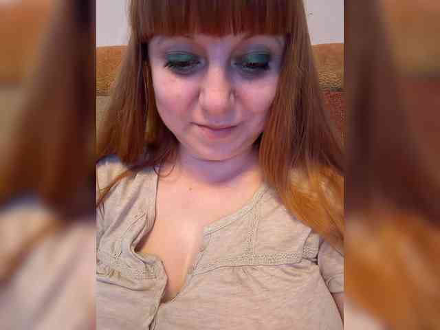 MilfaSguirt webcam