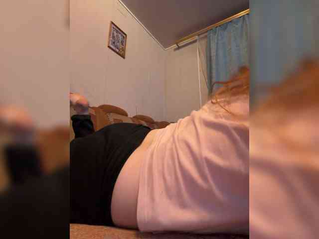 MilfaSguirt webcam