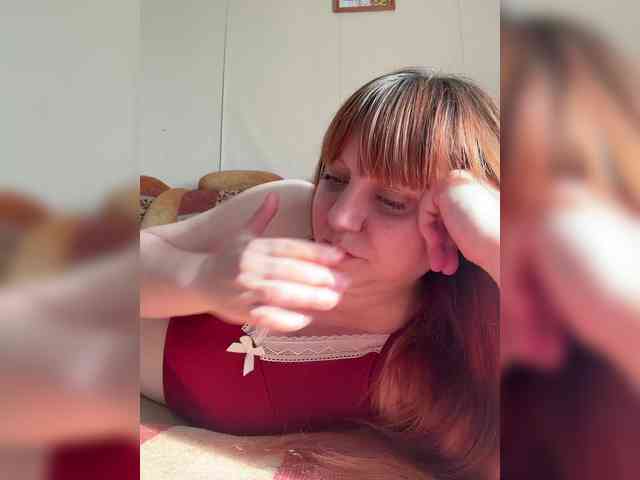 MilfaSguirt webcam