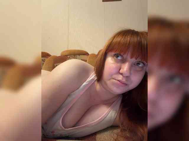 MilfaSguirt webcam