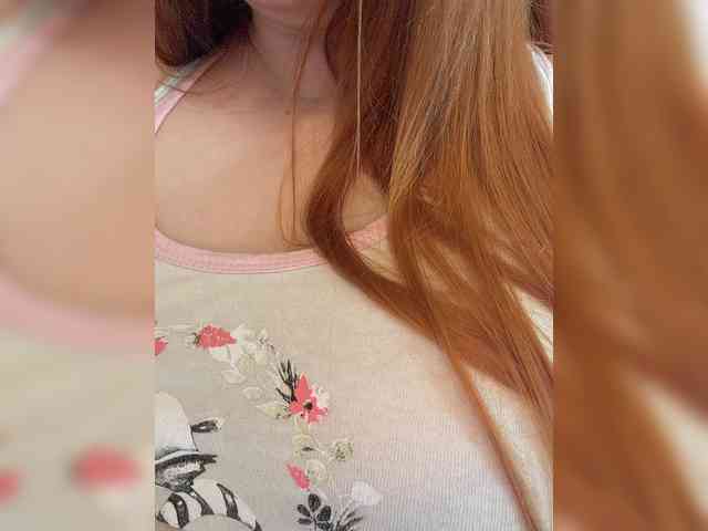 MilfaSguirt webcam