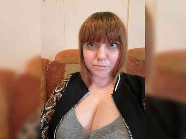 MilfaSguirt webcam