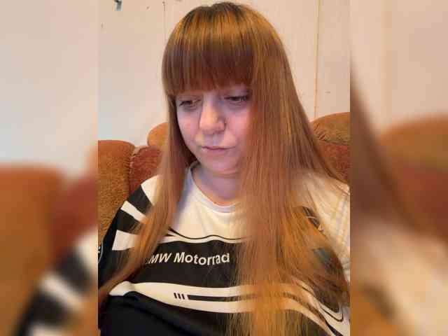 MilfaSguirt webcam