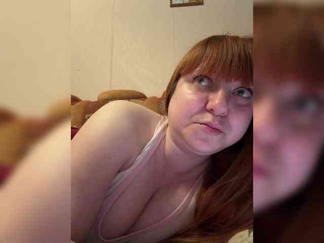 MilfaSguirt webcam