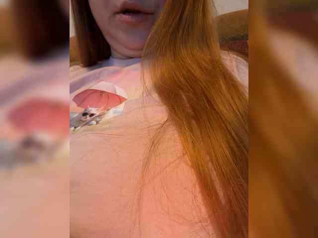 MilfaSguirt webcam