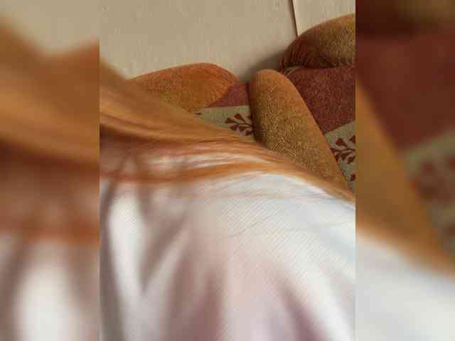 MilfaSguirt webcam
