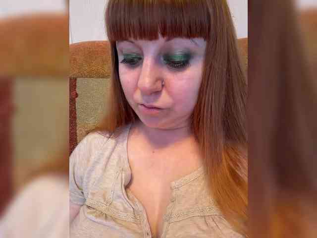 MilfaSguirt webcam