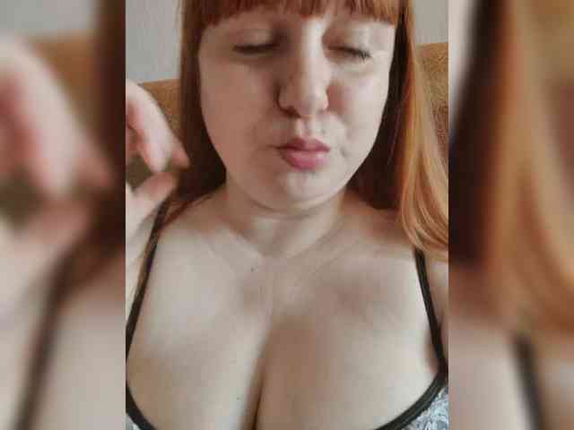 MilfaSguirt webcam