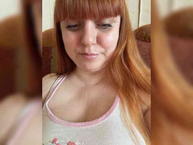 MilfaSguirt webcam