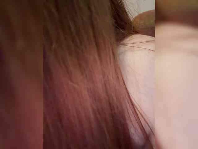 MilfaSguirt webcam