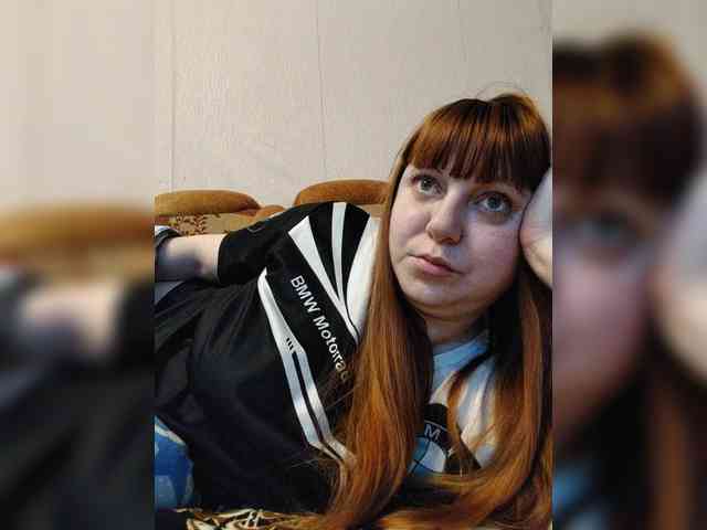 MilfaSguirt webcam