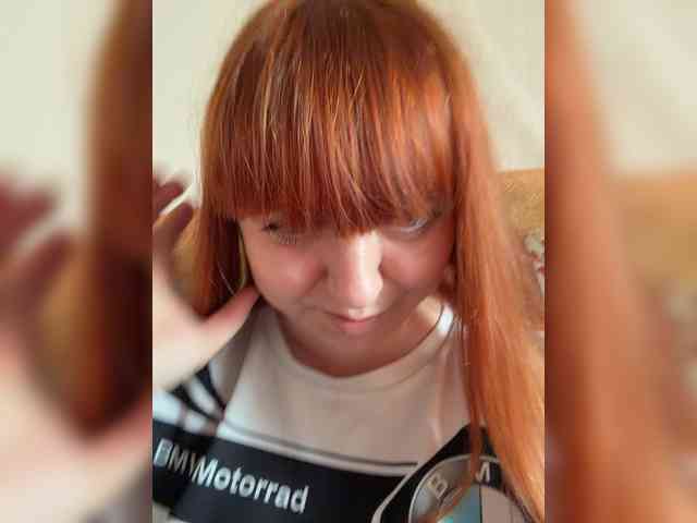 MilfaSguirt webcam