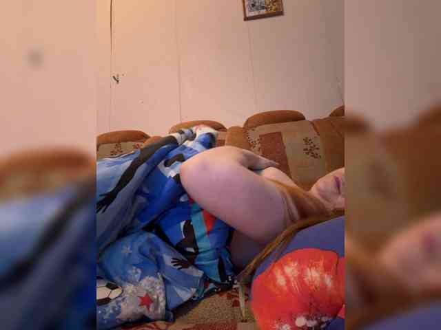 MilfaSguirt webcam