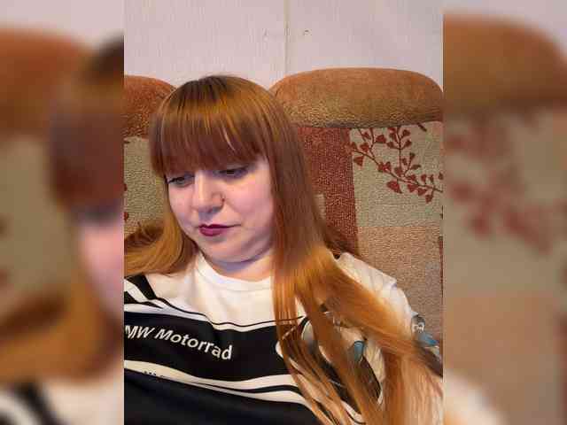 MilfaSguirt webcam