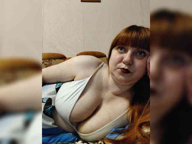 MilfaSguirt webcam