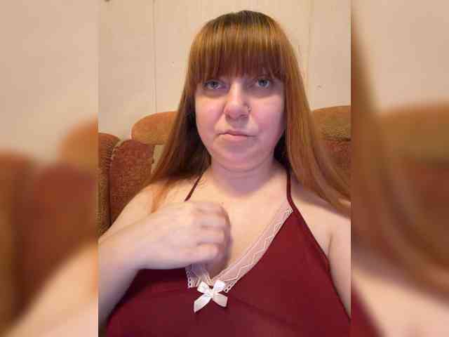 MilfaSguirt webcam