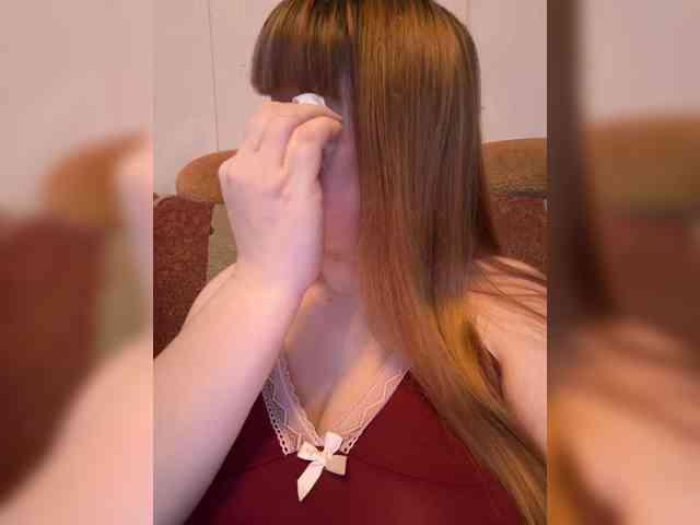 MilfaSguirt webcam