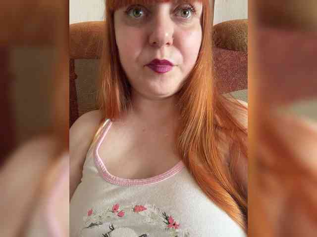 MilfaSguirt webcam
