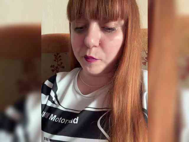 MilfaSguirt webcam