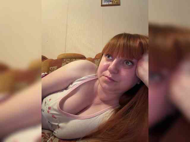 MilfaSguirt webcam
