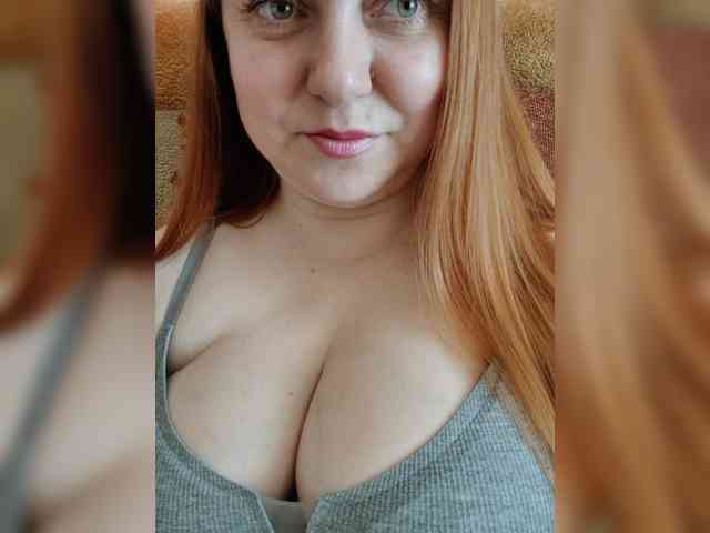 MilfaSguirt webcam