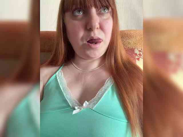 MilfaSguirt webcam